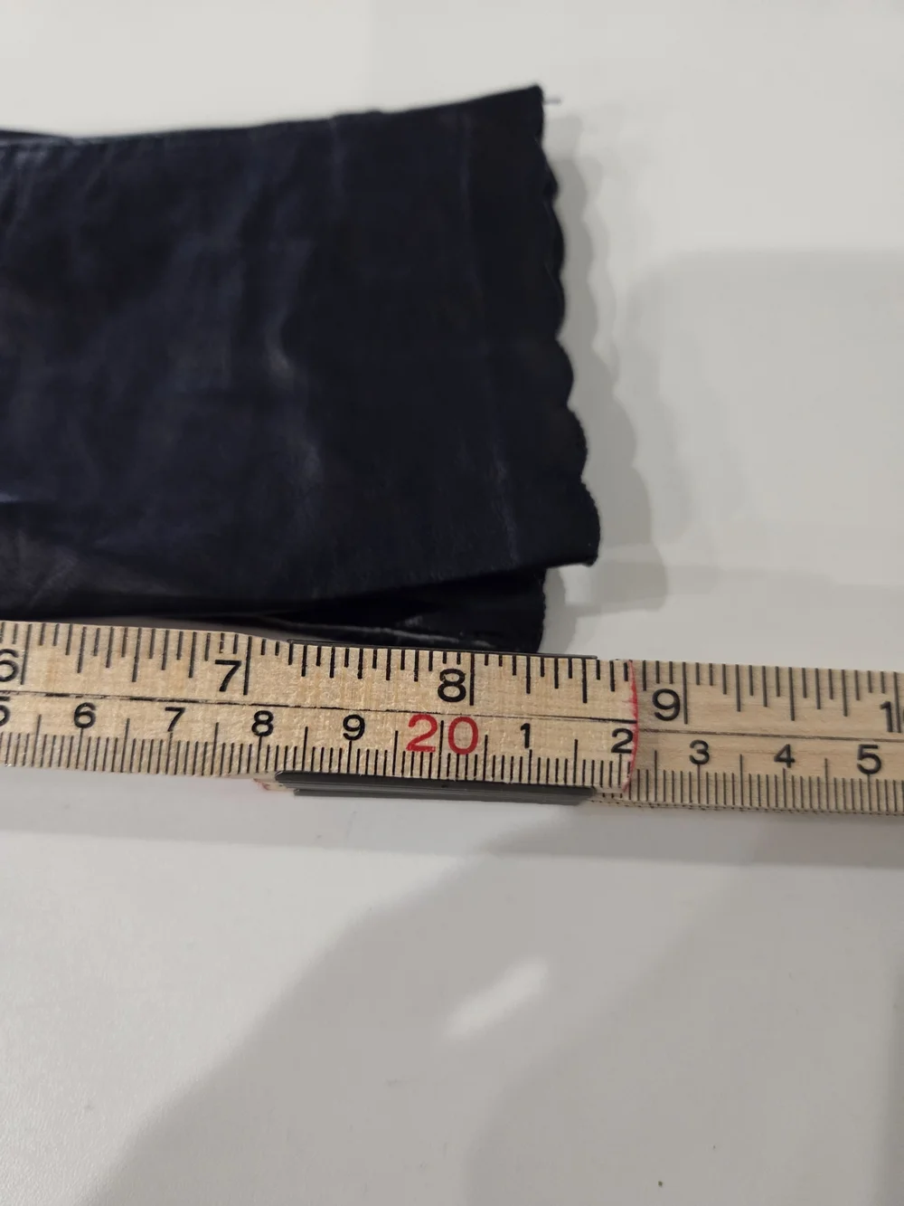 ALEXETTE BACMO Vintage Navy Leather Gloves - Elegant Winter Accessory
